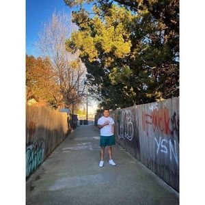 Meet your Posher, Armando